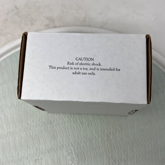 The Porcelain Garden Night Light Lithophane Wolf Wolves Curved USA NEW - Picture 5 of 9